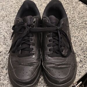 Nike Men's Black Sneakers